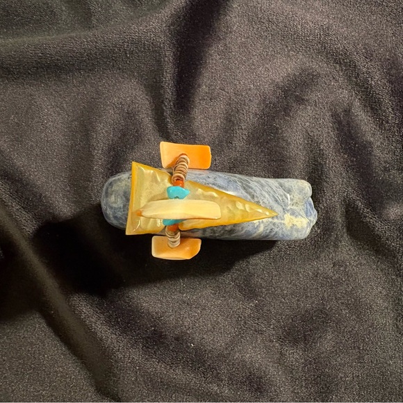 Zuni Stone Bear Fetish - Picture 7 of 11